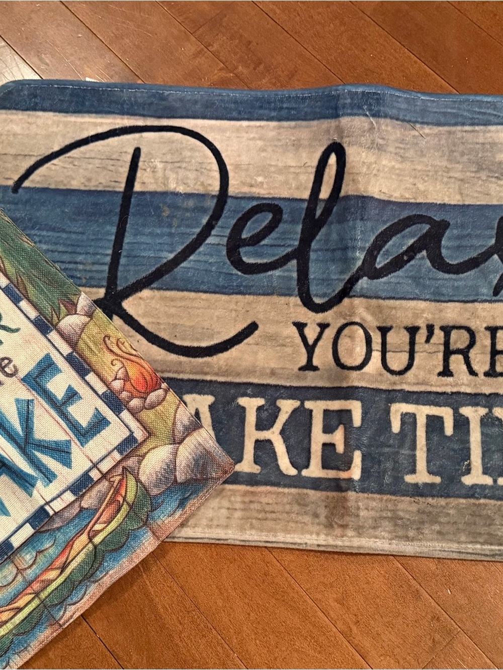 Blue and Cream 'Relax' Decorative rug and yard flag